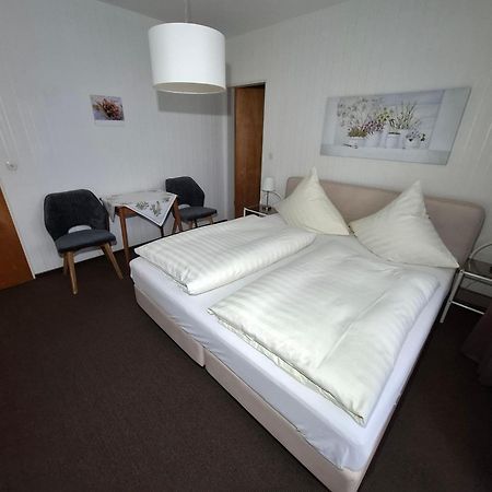 Pension Und Fewo Hohe Rhoen Gersfeld Exterior foto
